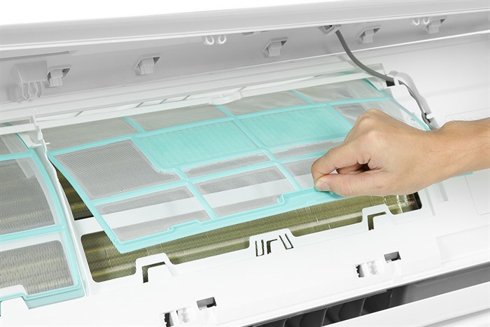 funiki-inverter-25-hp-hic24tmust337-700x467