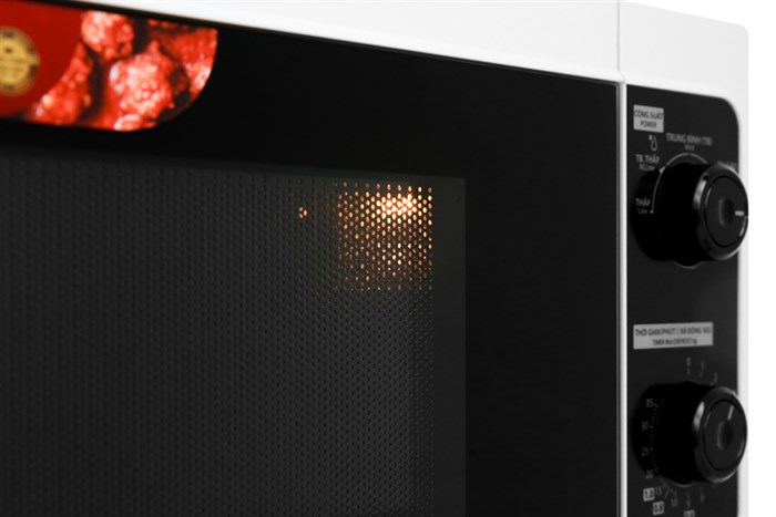 lo-vi-song-toshiba-er-sm20-w1-vn-7-700x467