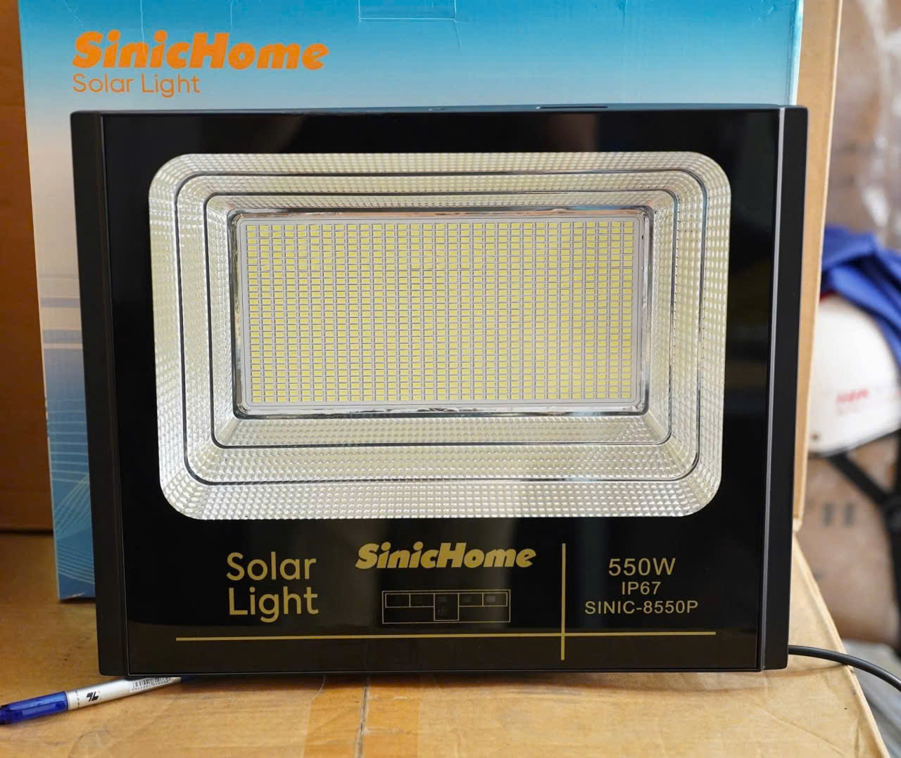 Đèn Năng Lượng Mặt Trời Sinichome Sinic-DP550W